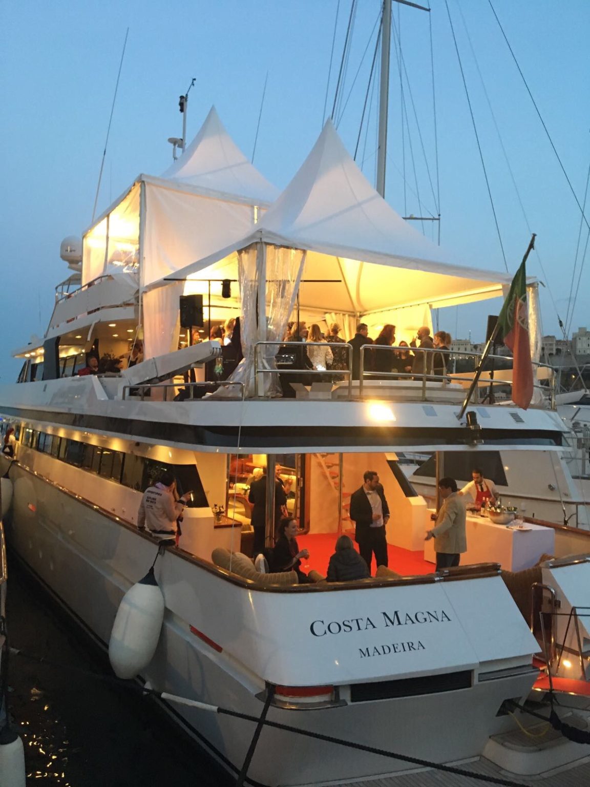 costa-magna-yacht-paarma-ger